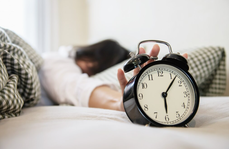 Rahasia Sukses Dimulai dari Fajar, Ini Dia Manfaat Luar Biasa Bangun Pagi untuk Tubuh dan Pikiran